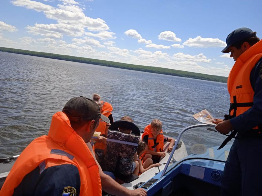 Проведены рейды на акватории реки Суры и Сурского водохранилища