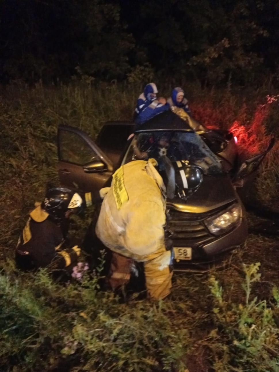 Пожарные ликвидировали последствия ДТП на трассе М5 Пожарные ликвидировали последствия ДТП на трассе М5