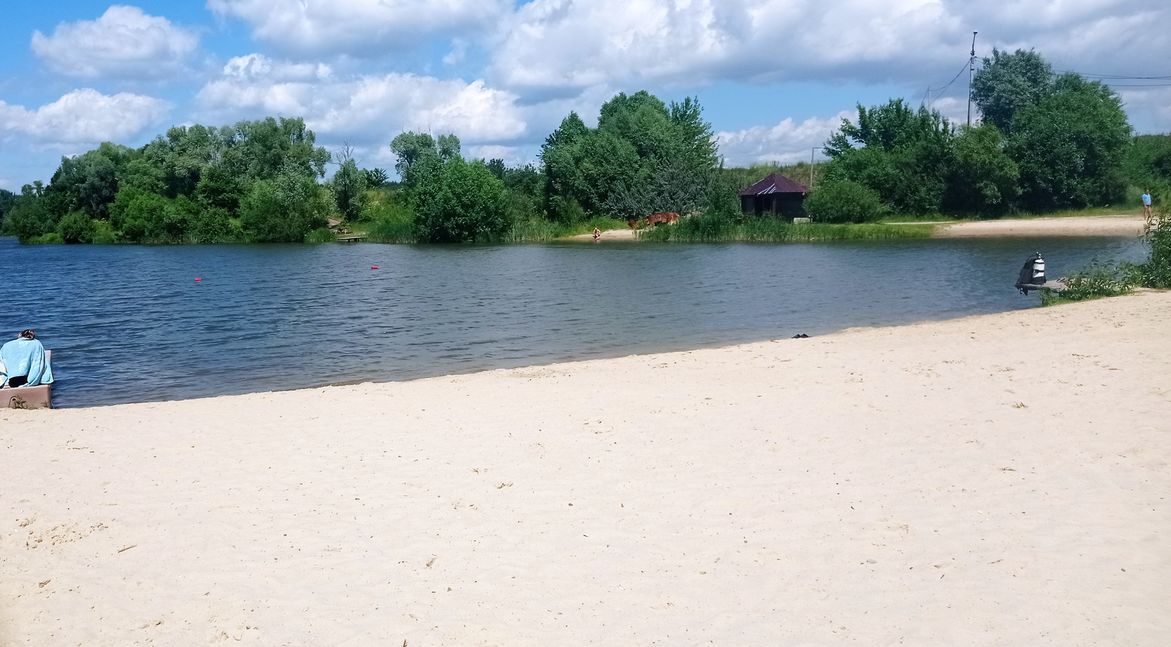 Водолазы провели обследование дна на "Русеевском" пляже