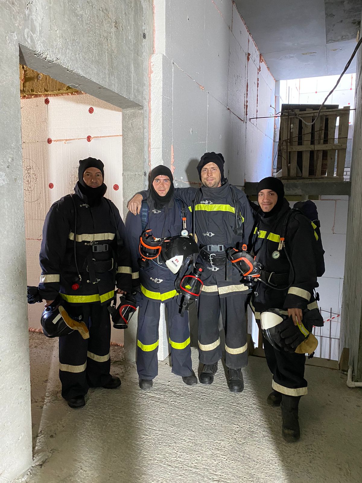 Команда ГУ "ППСЦ" приняла участие в соревнованиях по скоростному подъему на 24 этаж