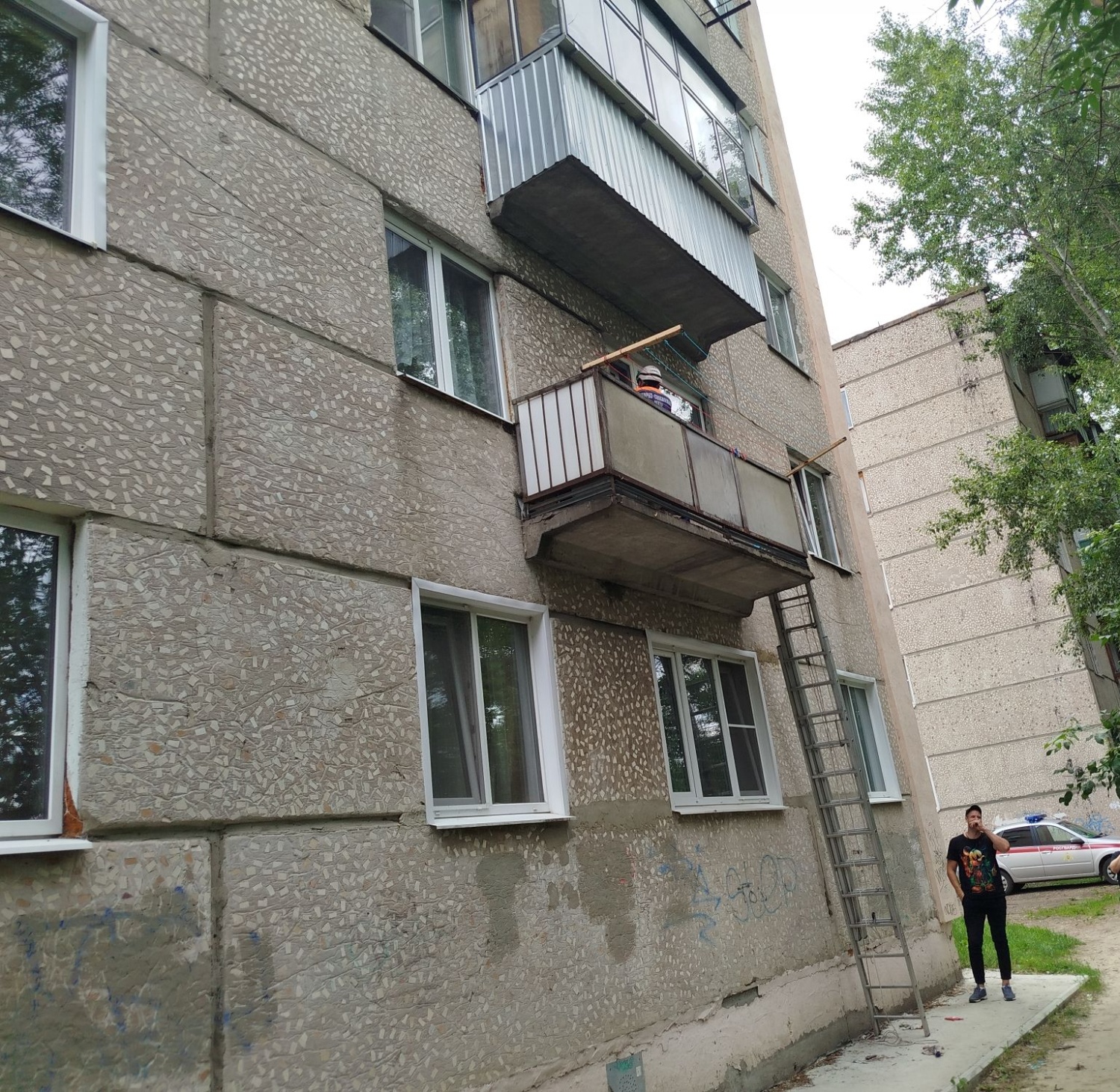 За прошедшие сутки спасатели дважды выезжали на происшествия социально-бытового характера
