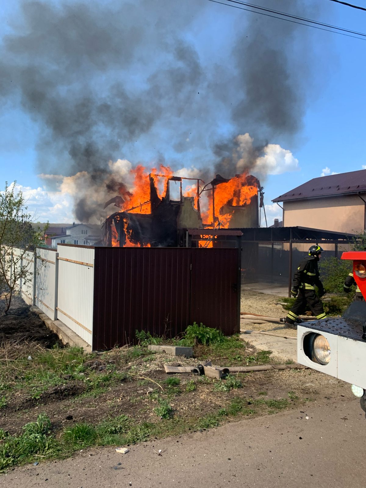 Пожарные ликвидировали возгорание в Мичуринском
