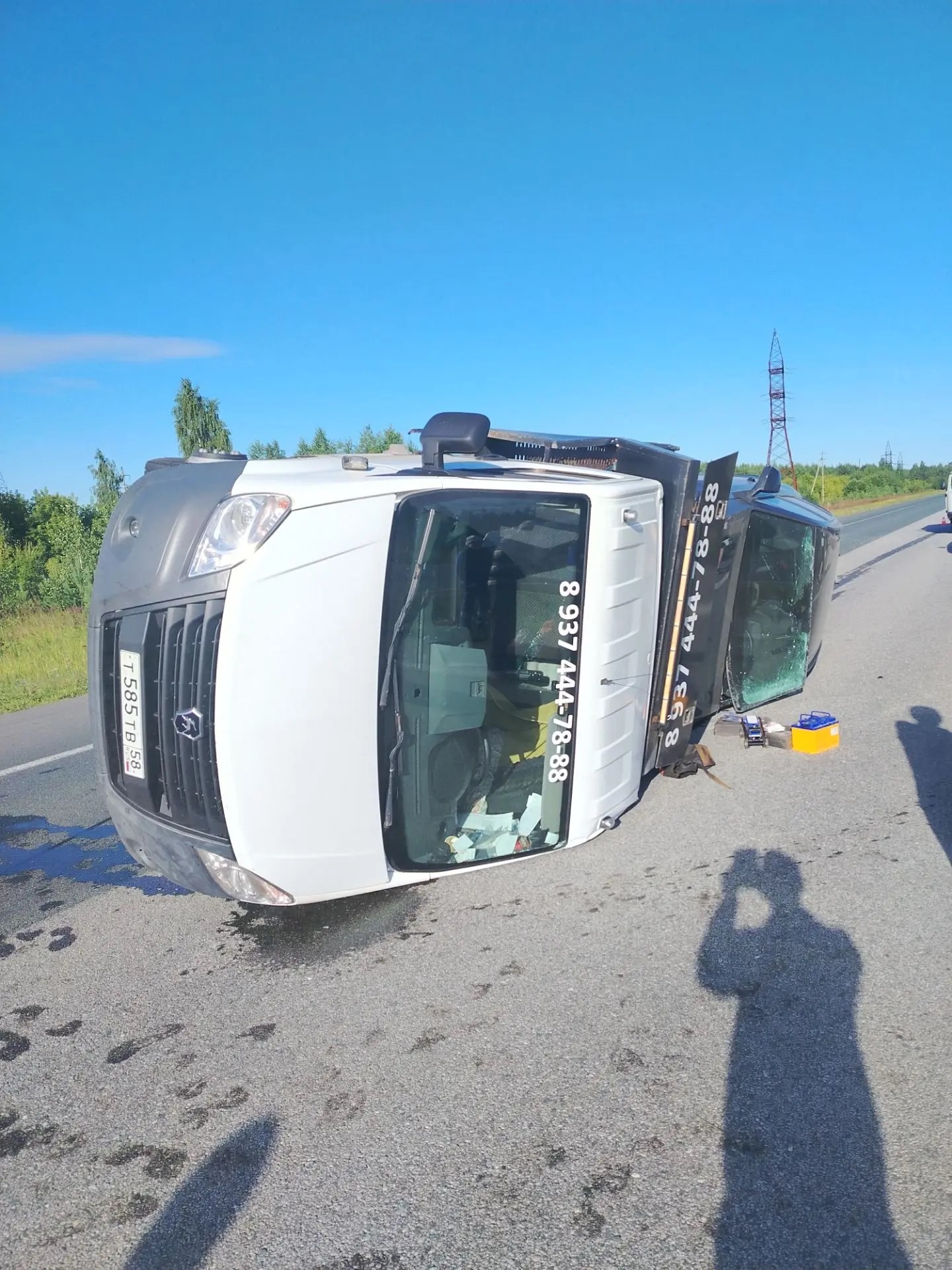 Пожарные ликвидировали последствия ДТП на трассе М5 Пожарные ликвидировали последствия ДТП на трассе М5
