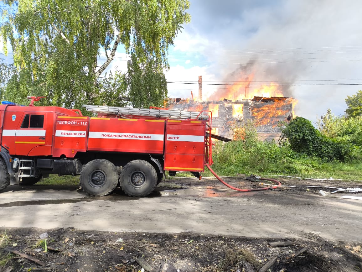 Пожарные ликвидировали возгорание в Заре