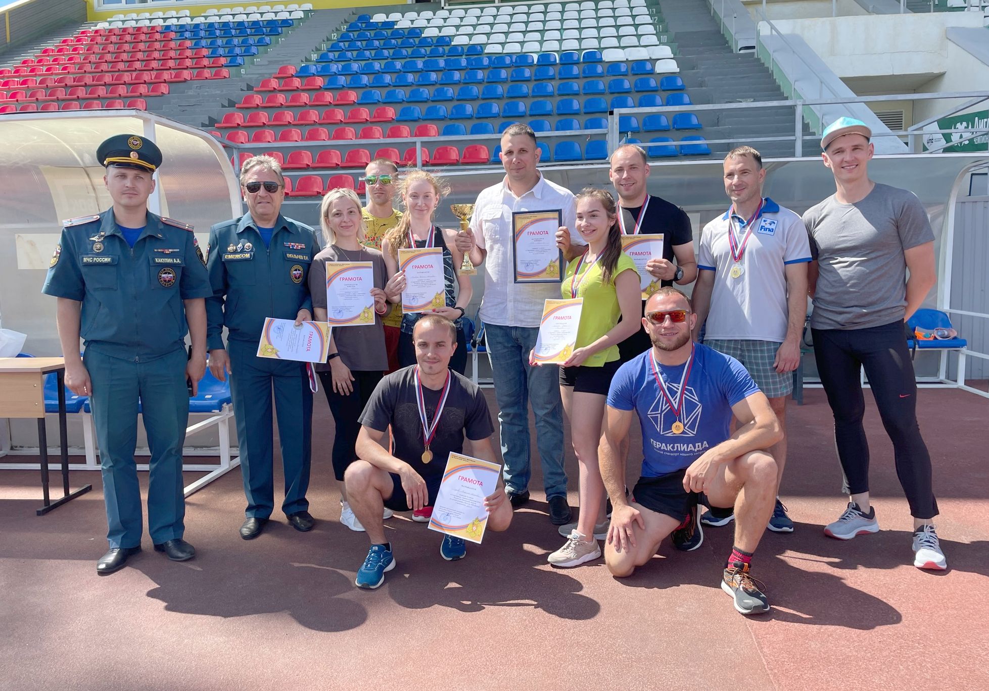 Команда Пензенского пожарно-спасательного центра заняла первое место в Спартакиаде ГУ МЧС РФ по Пензенской области по легкой атлетике. Команда Пензенского пожарно-спасательного центра заняла первое место в Спартакиаде ГУ МЧС РФ по Пензенской области по легкой атлетике.
