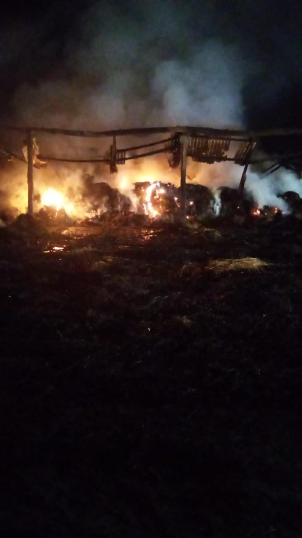 Пожарные ликвидировали возгорание в Ср. Елюзани Пожарные ликвидировали возгорание в Ср. Елюзани