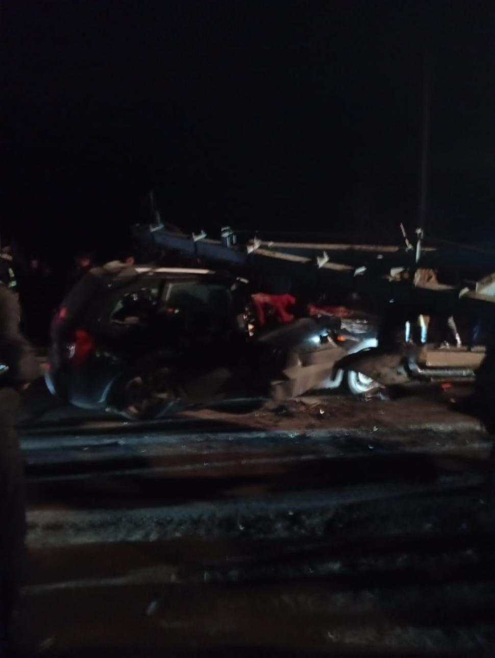 Пожарные деблокировали погибших в результате ДТП