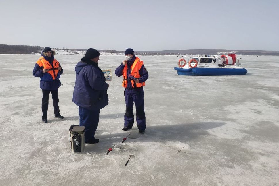 Спасатели приняли участие в профилактическом рейде на Сурском водохранилище