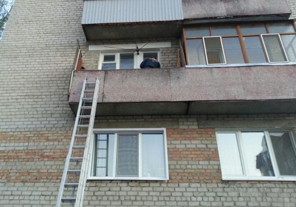 За прошедшие сутки спасатели трижды выезжали на происшествия социально-бытового характера