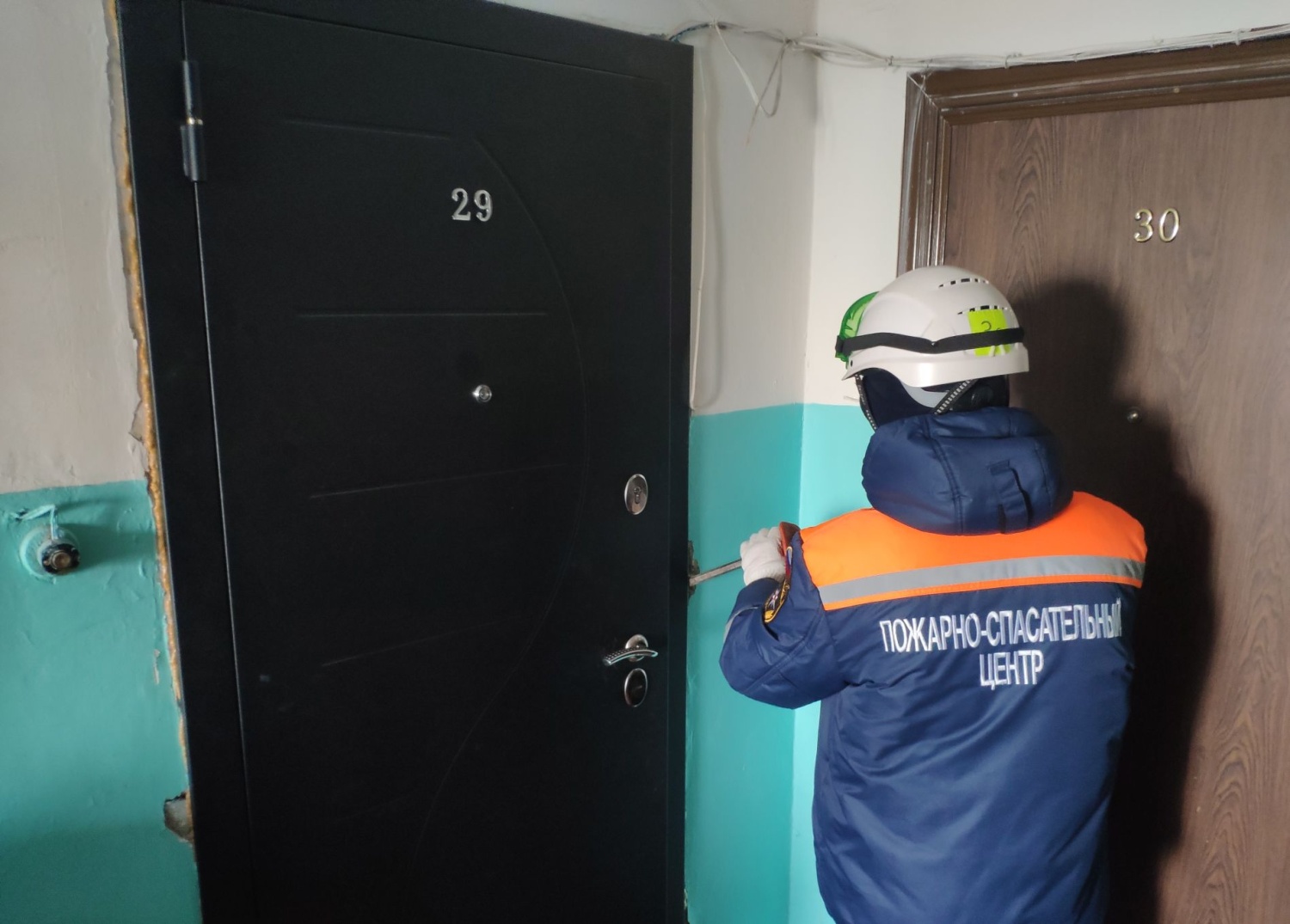 За прошедшие выходные спасатели восемь раз выезжали на происшествия социально-бытового характера