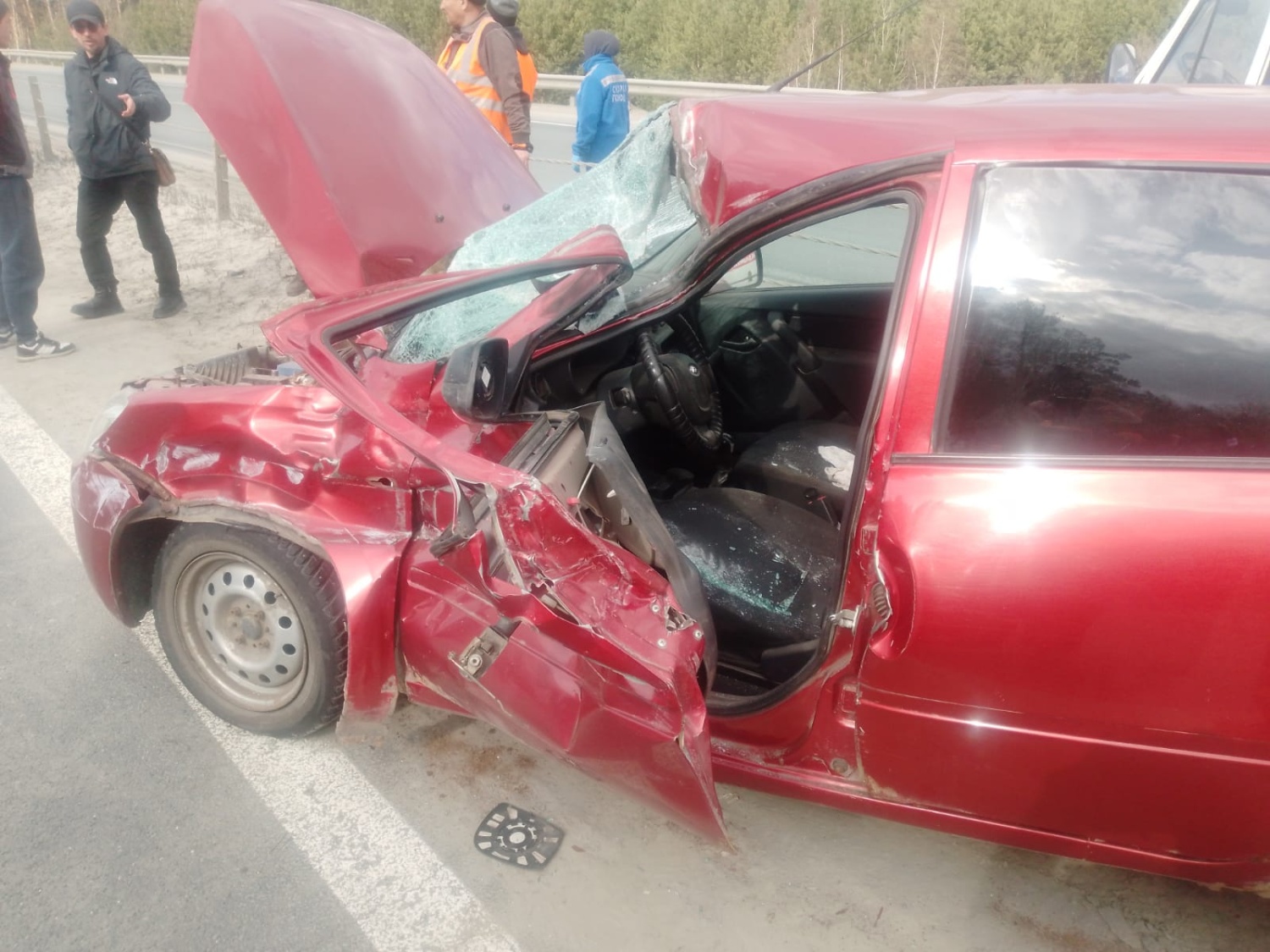 Пожарные ликвидировали последствия ДТП на трассе М5 Пожарные ликвидировали последствия ДТП на трассе М5
