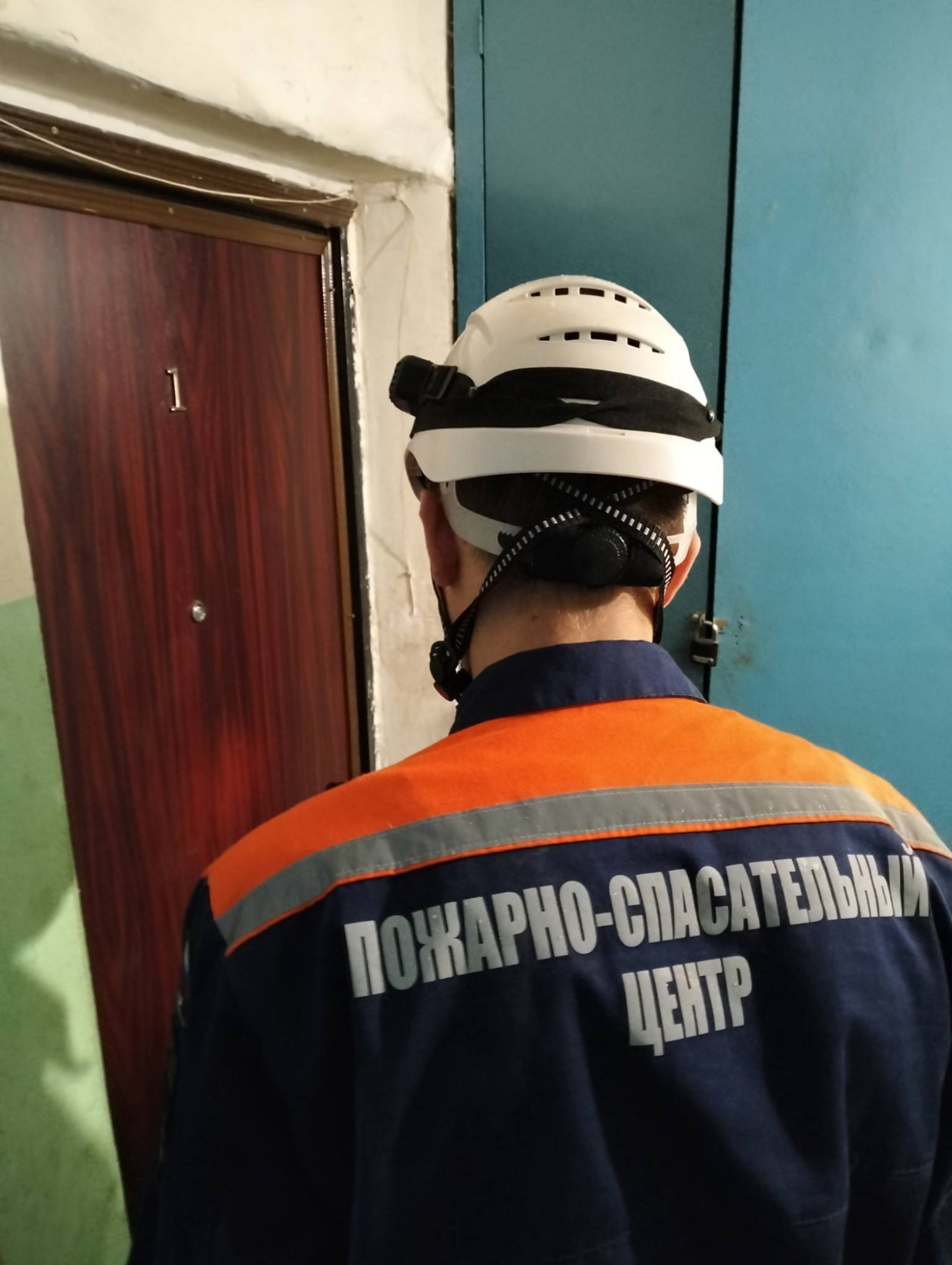 За прошедшие выходные спасатели пять раз выезжали на происшествия социально-бытового характера За прошедшие выходные спасатели пять раз выезжали на происшествия социально-бытового характера
