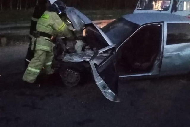 Пожарные ликвидировали последствия ДТП на трассе М5 Пожарные ликвидировали последствия ДТП на трассе М5