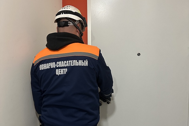 За прошедшие выходные спасатели дважды выезжали на вызовы социально-бытового характера За прошедшие выходные спасатели дважды выезжали на вызовы социально-бытового характера