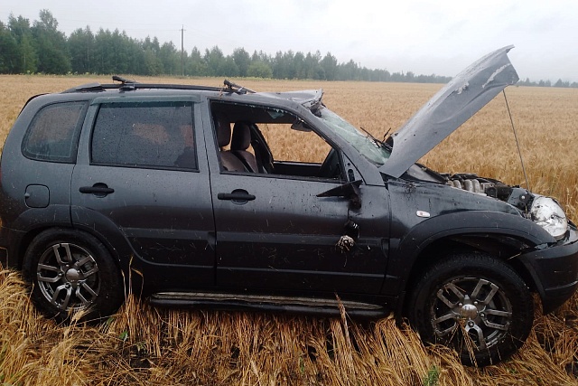 Пожарные ликвидировали последствия ДТП на трассе М5 Пожарные ликвидировали последствия ДТП на трассе М5