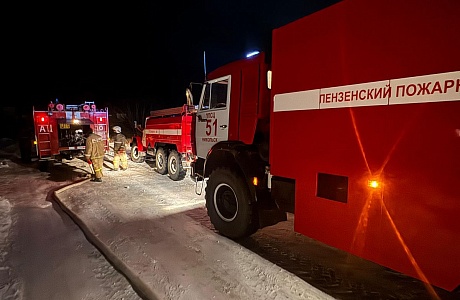 Пожарные ликвидировали возгорание в Никольске Пожарные ликвидировали возгорание в Никольске