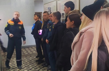 Сотрудники ГУ "ППСЦ" провели экскурсию для студентов