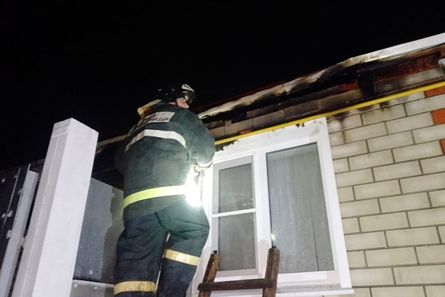 Пожарные ликвидировали возгорание в Ср. Елюзани