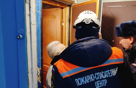 За прошедшие сутки спасатели трижды выезжали на происшествия социально-бытового характера