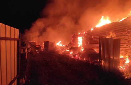 Пожарные ликвидировали возгорание в рп Сура