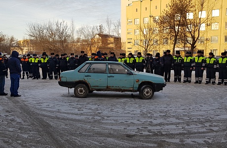 Проведены практические занятия с сотрудниками ГИБДД Проведены практические занятия с сотрудниками ГИБДД