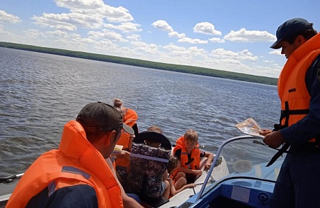 Проведены рейды на акватории реки Суры и Сурского водохранилища