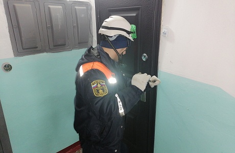 За сутки спасатели дважды выезжали на происшествия социально-бытового характера